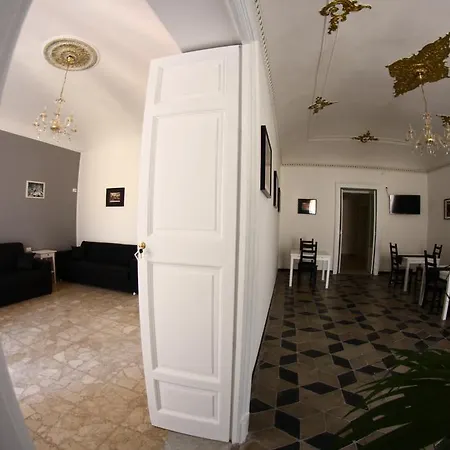 Gualtiero Camere&suite