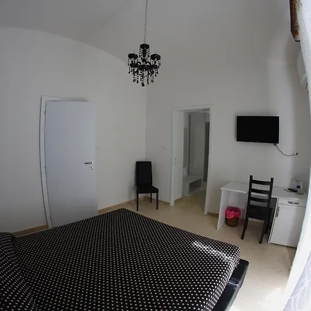Gualtiero Camere&suite Caltagirone