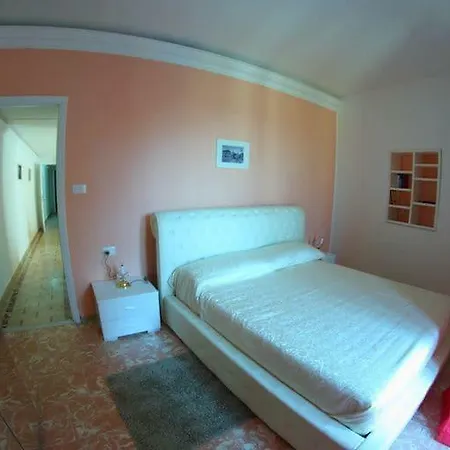 Pensión Gualtiero Camere&suite 2*